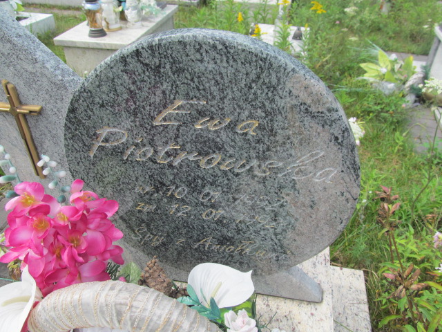 Ewa Piotrowska 1992 Wierna Rzeka - Grobonet - Wyszukiwarka osób pochowanych