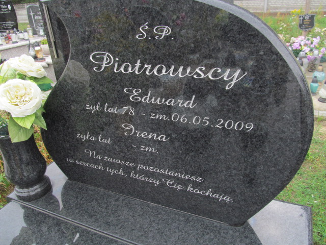 Grób Edmund Piotrowski