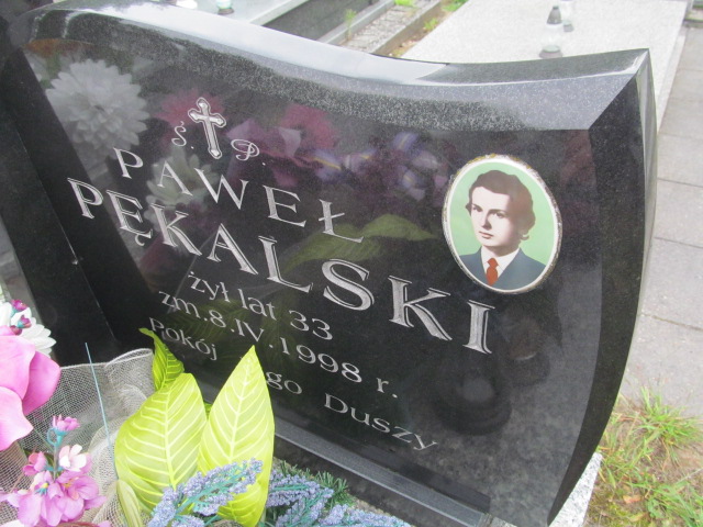 Paweł Pękalski Wierna Rzeka - Grobonet - Wyszukiwarka osób pochowanych